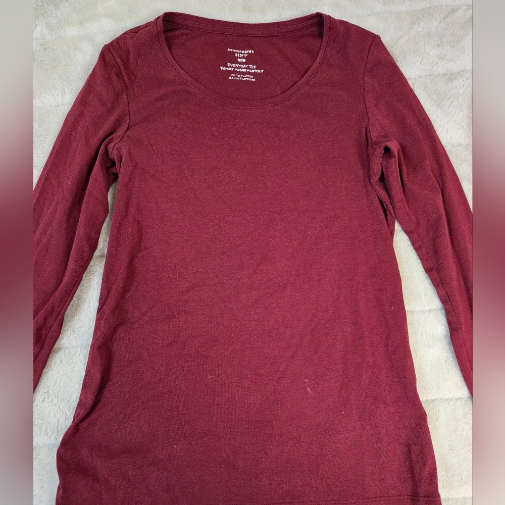 Women's Burgundy Long Sleeve Top
